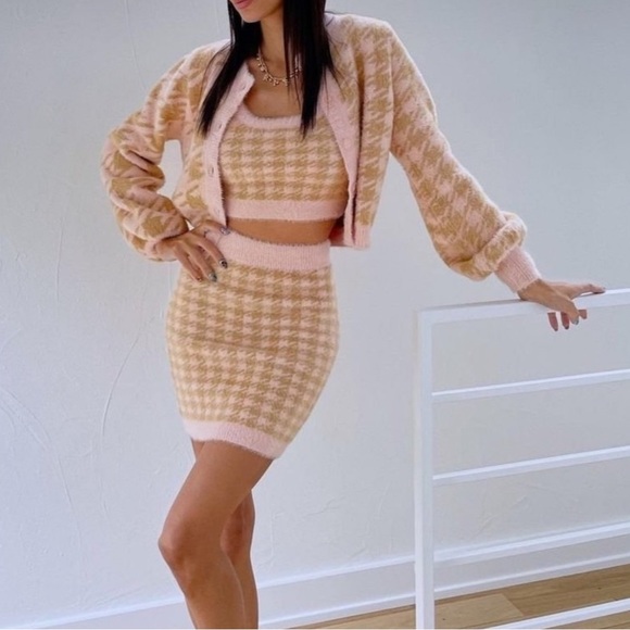 For love and lemons CHER argyle fur 3pc set small crop and skirt medium cardigan - Picture 2 of 16